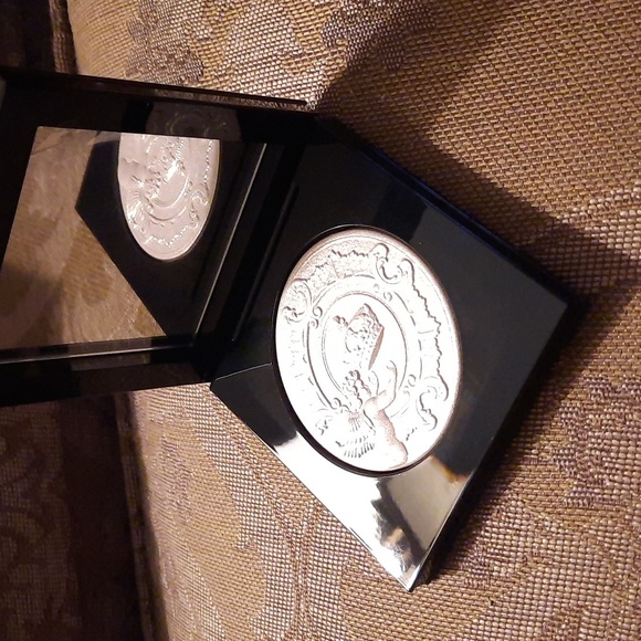 Bridgerton x Pat McGrath Labs Skin Fetish Sublime Skin Highlighter: XTREME GOLD - Picture 5 of 5